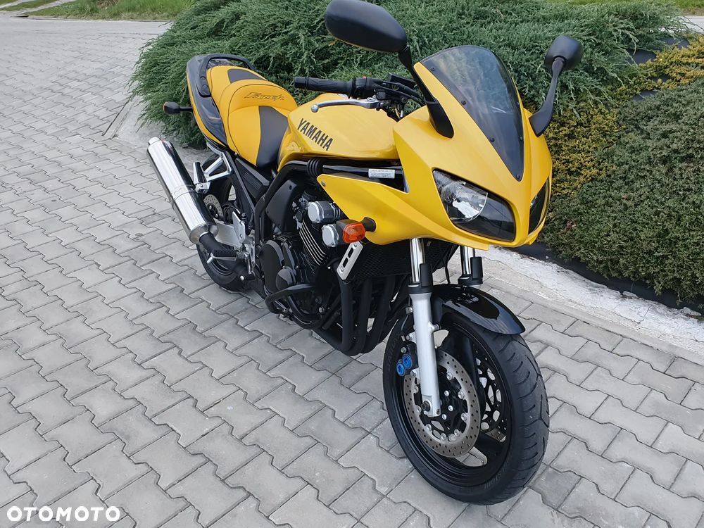 Yamaha FZS - 18