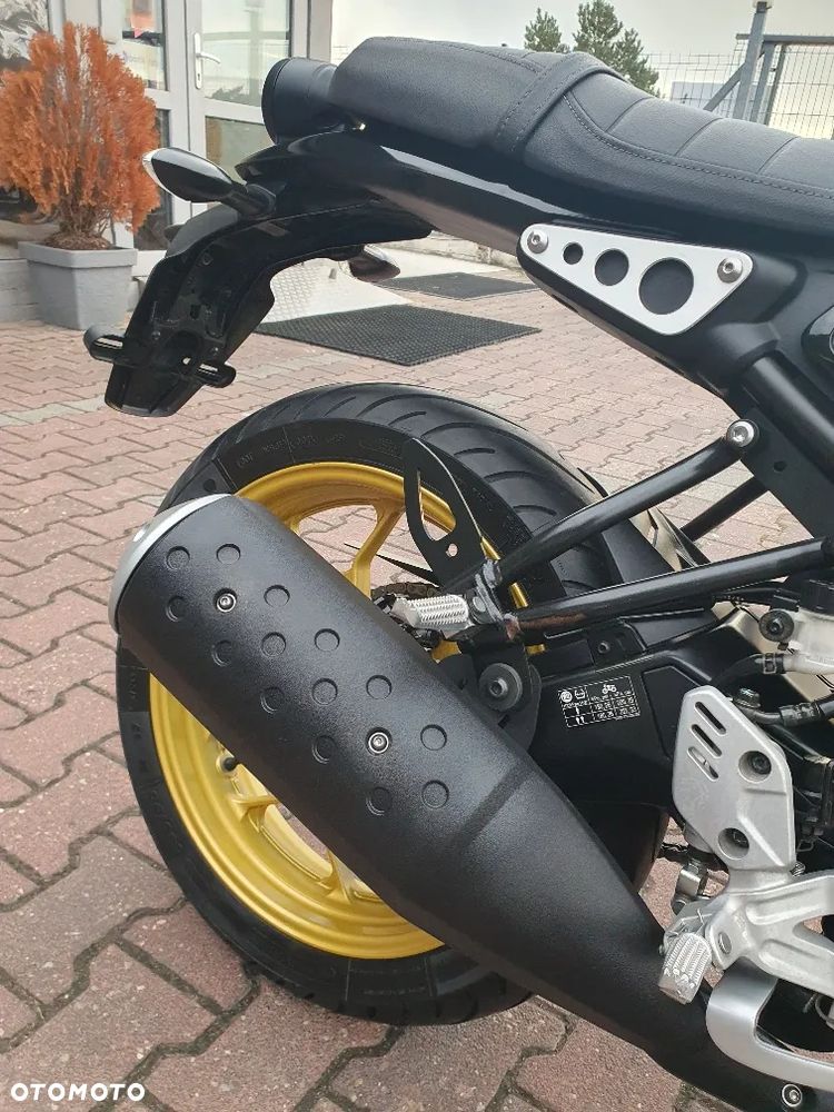Yamaha XSR - 26