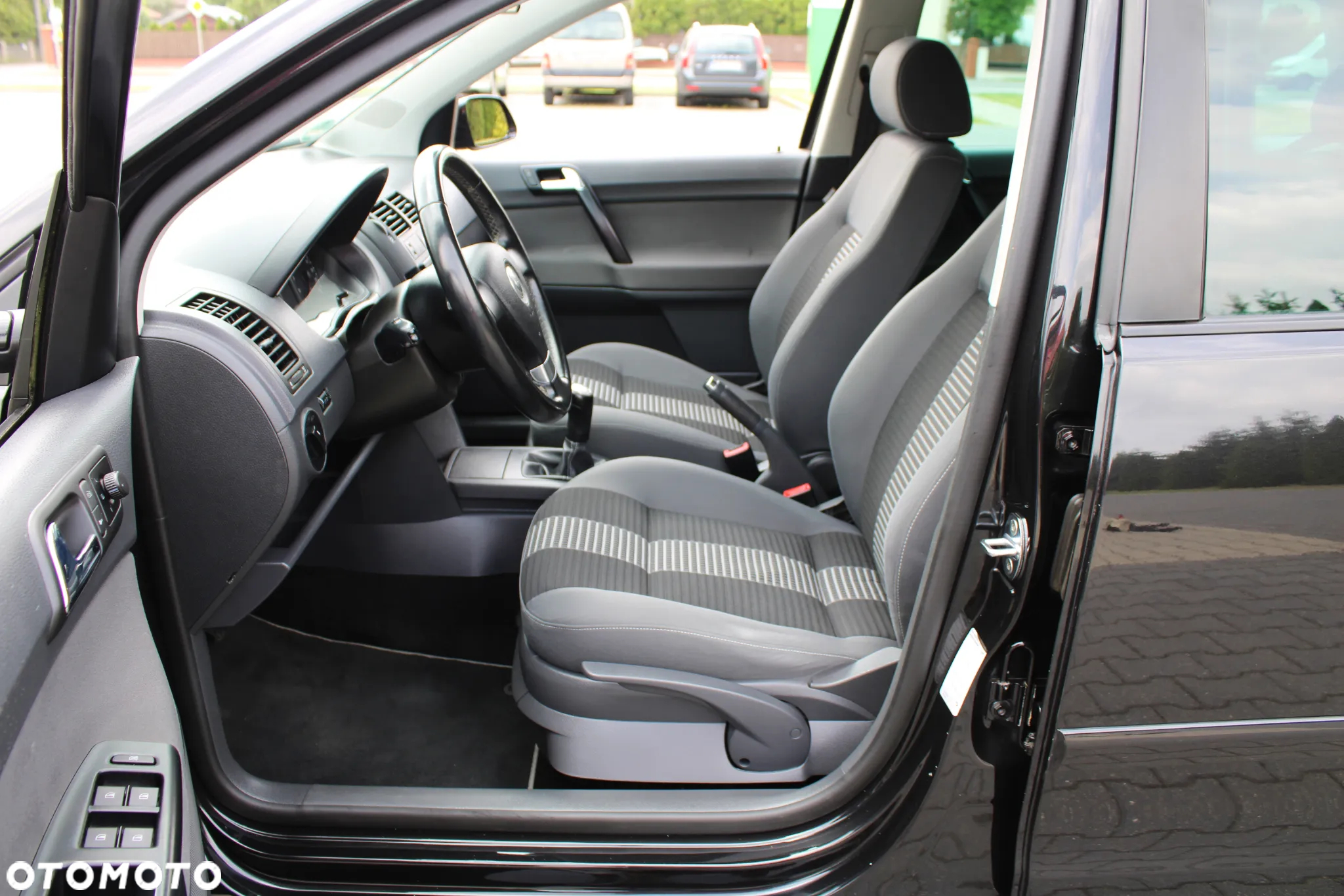 Volkswagen Polo 1.4 Trendline - 25