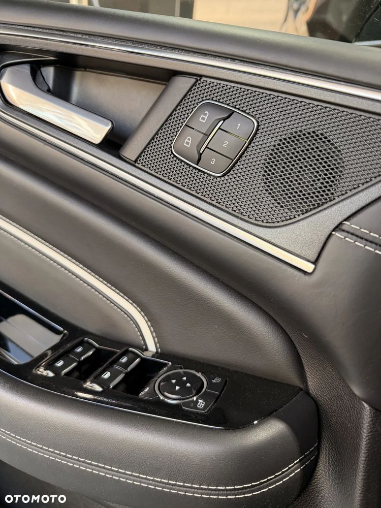 Ford S-Max ver-2-5-hybrid-vignale-cvt - 14