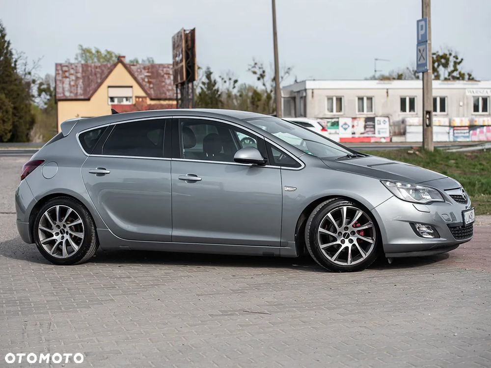 Opel Astra 1.4 Turbo Sport - 11