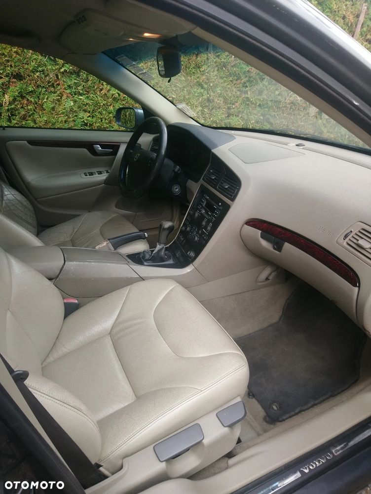 Volvo S60 2.4D Momentum - 11