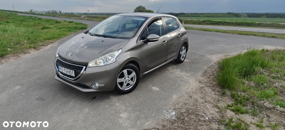 Peugeot 208 1.2 PureTech Allure - 3