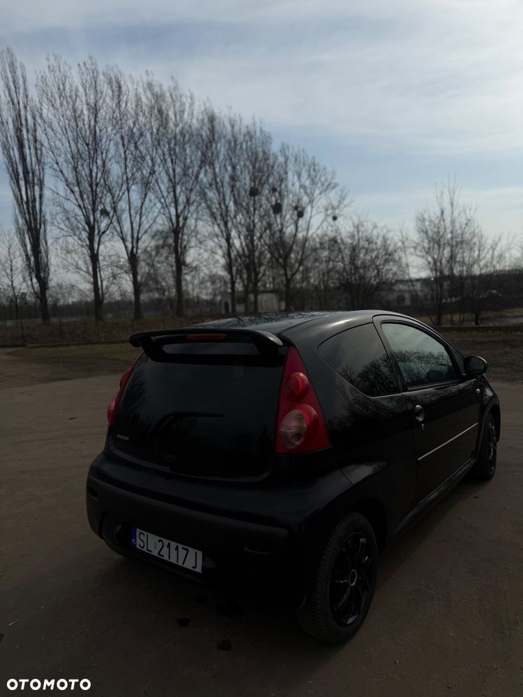 Peugeot 107 1.0 Happy - 1
