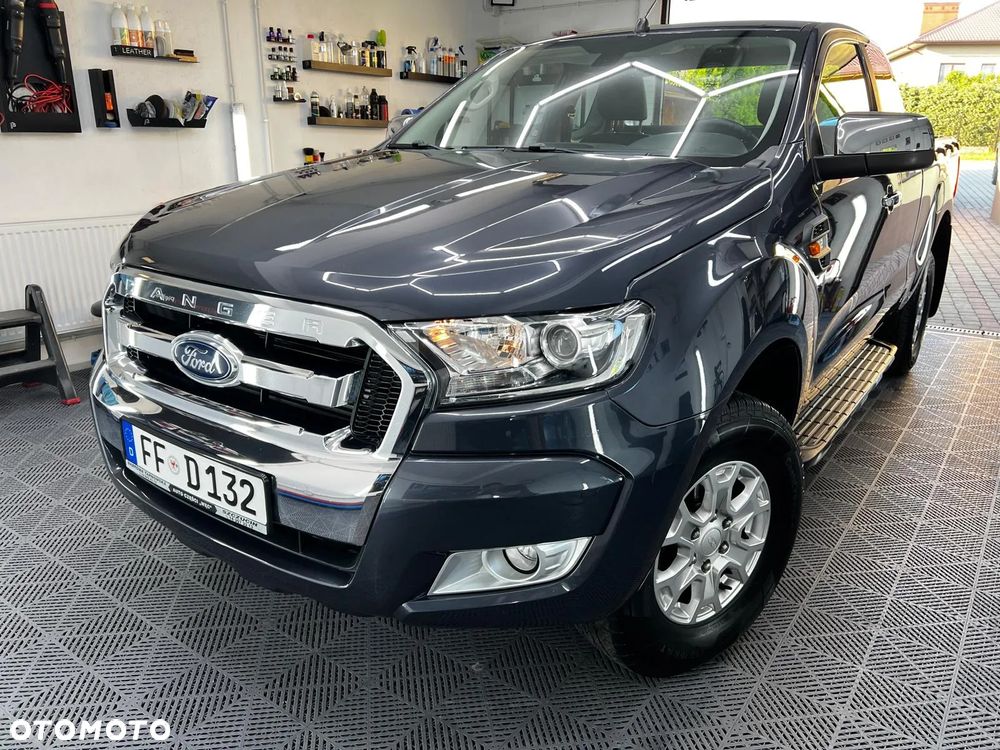 Ford Ranger XLT - 28