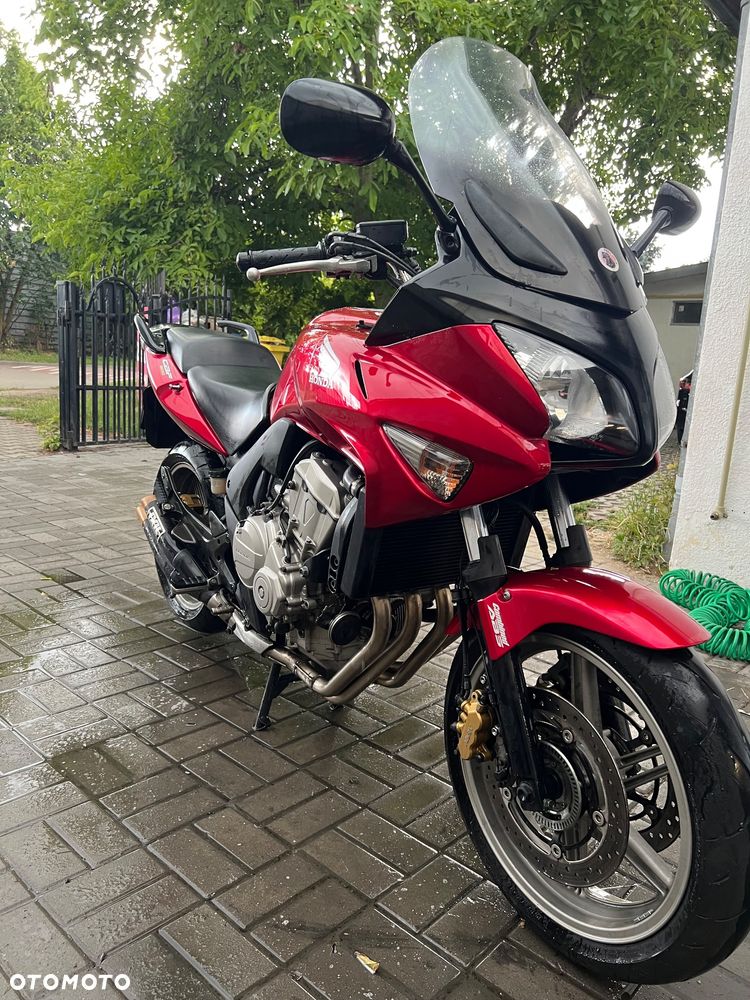 Honda CBF - 2