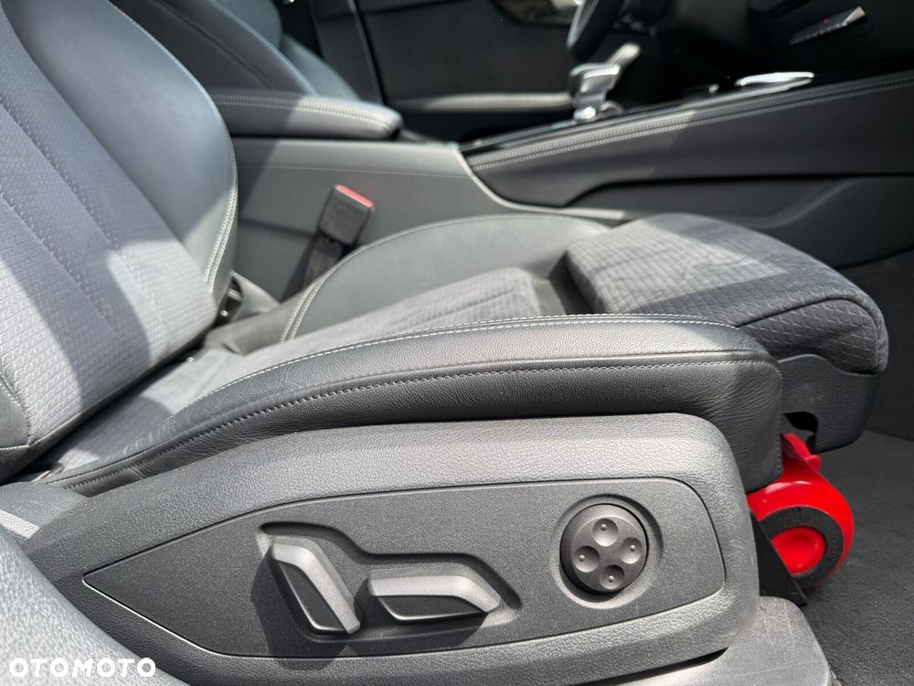 Audi A4 Limousine 45 TFSI mHEV Quattro S Line S tronic - 26