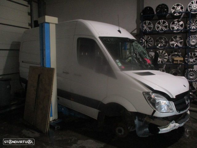 Carro MOT: 651955 3.750€  CXVEL: 711680 MERCEDES SPRINTER 2 W906 2009 2.2CDI 130CV 4P BRANCA DIESEL - 1