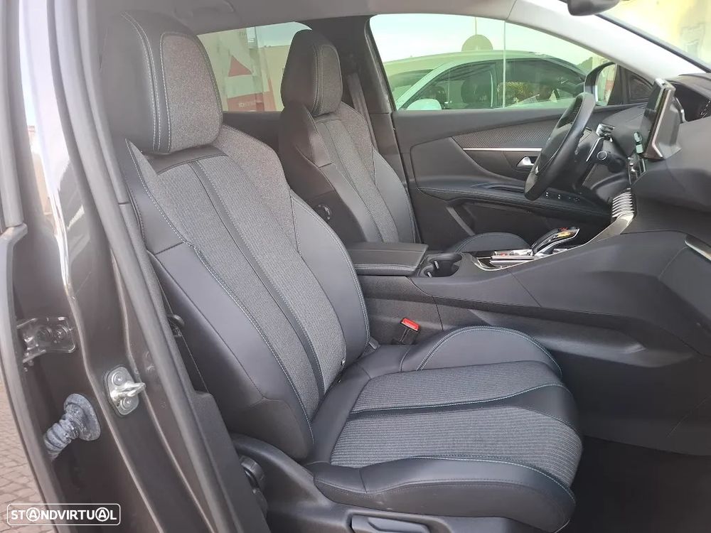 Peugeot 3008 1.2 PureTech Allure Pack EAT8 - 40