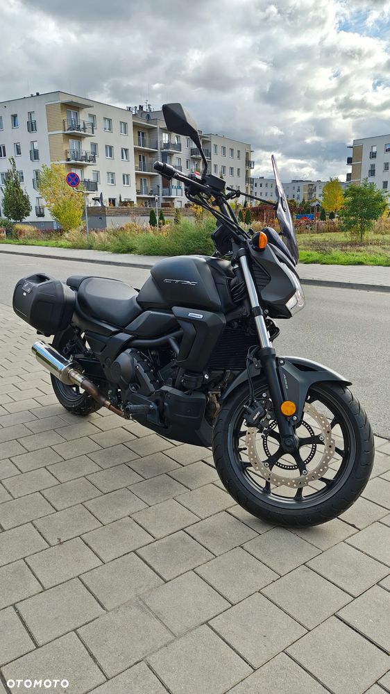 Honda CTX - 1