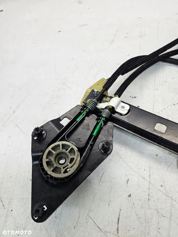 MECHANIZM SZYBY PRAWY PRZÓD AUDI A1 8X 3-DRZWI 8X3837462A - 3