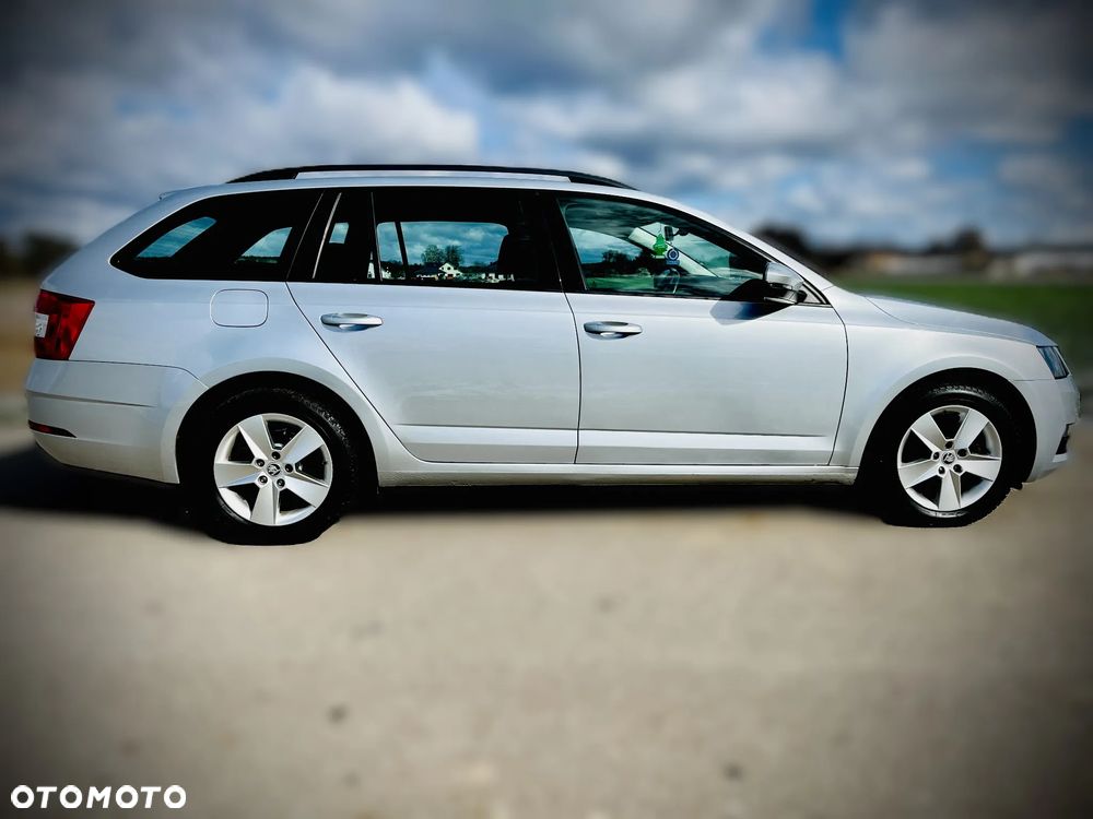 Skoda Octavia 1.6 TDI Ambition - 5