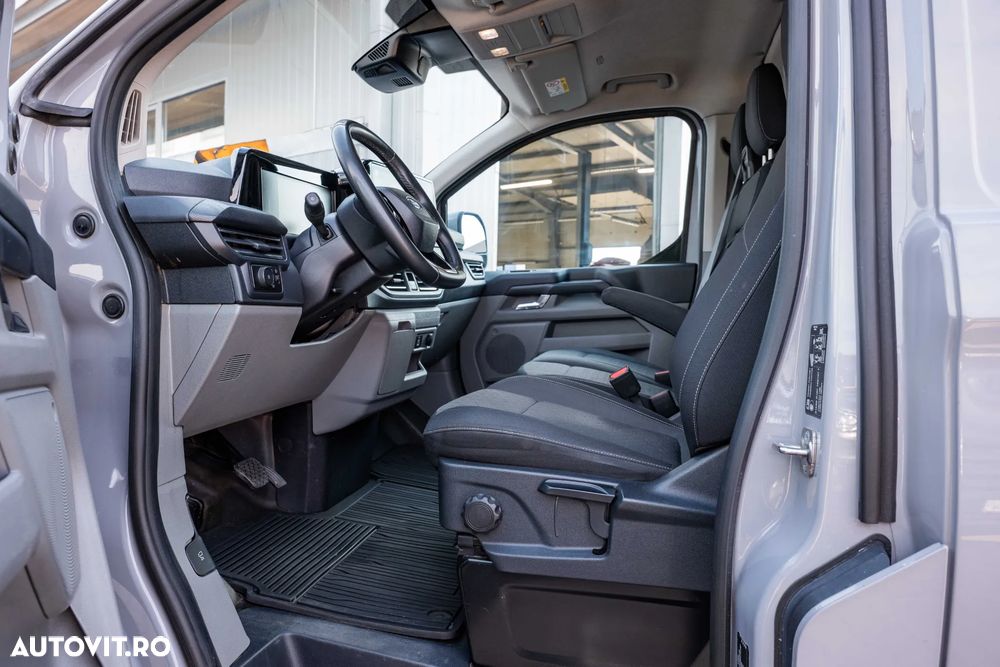 Ford Transit Custom Van Limited 300 SWB 2.0 TDCI 136 CP A8 - 21