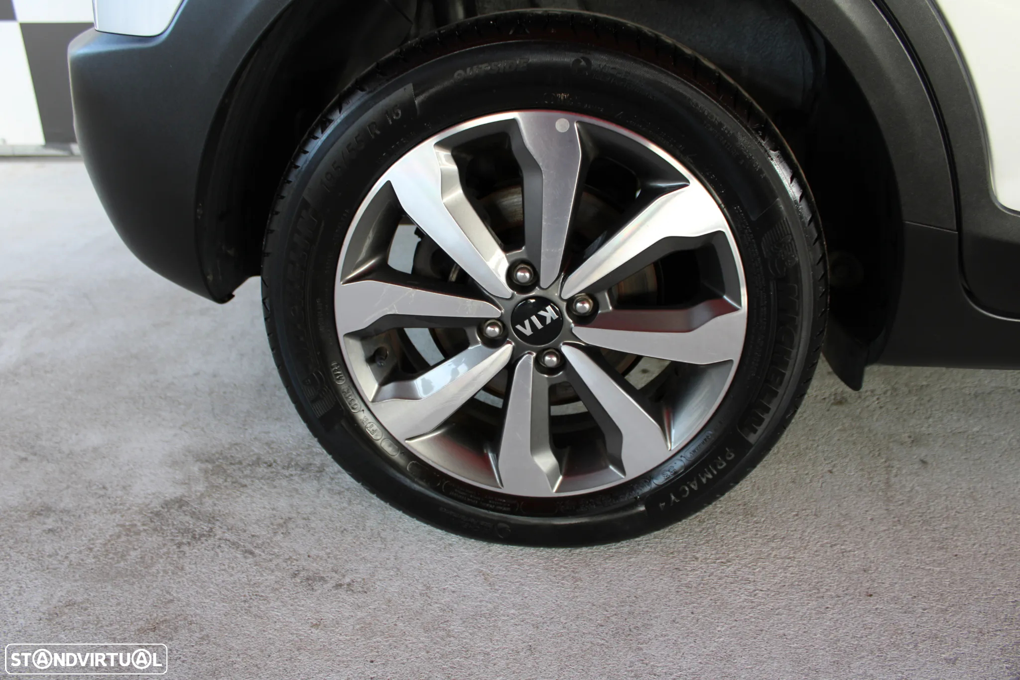 Kia Stonic 1.2 Urban - 7