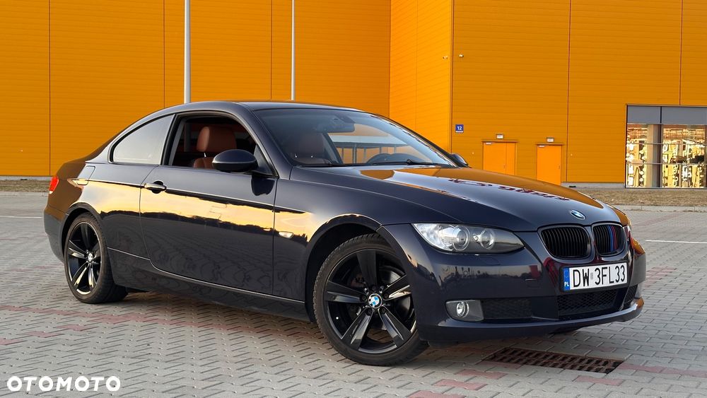 BMW Seria 3 320i - 1
