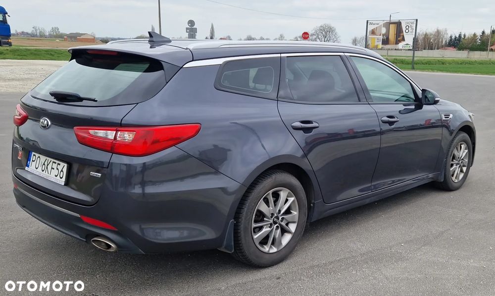 Kia Optima 1.7 CRDI L - 6