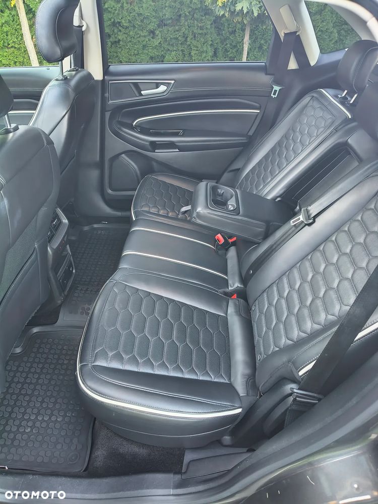 Ford Edge - 10