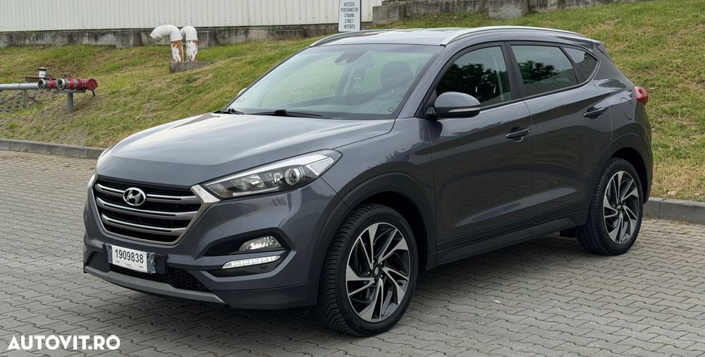 Hyundai Tucson blue 1.7 CRDi 2WD DCT Premium - 19