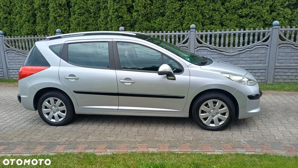Peugeot 207 75 Filou - 4