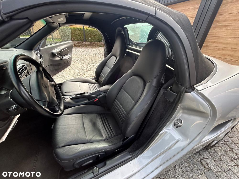 Porsche Boxster - 16