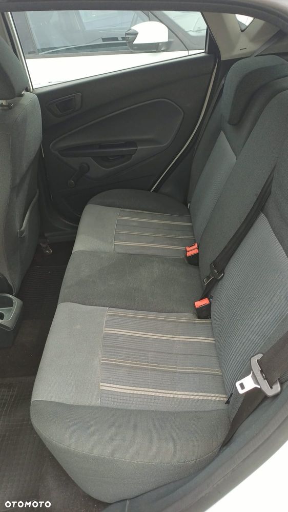 Ford Fiesta - 18