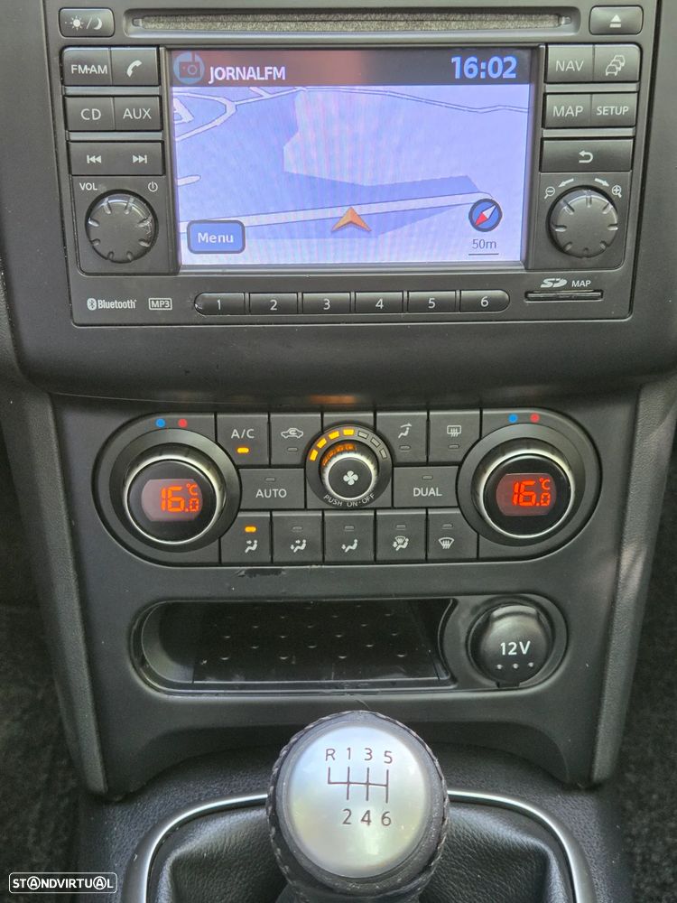 Nissan Qashqai 1.6 dCi Tekna Premium 18 - 16