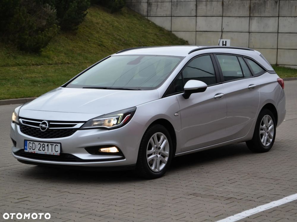 Opel Astra 1.6 CDTI Enjoy S&S - 1
