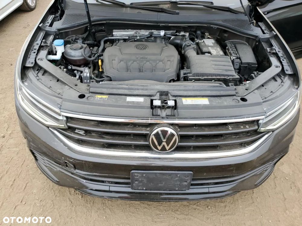 Volkswagen Tiguan - 11