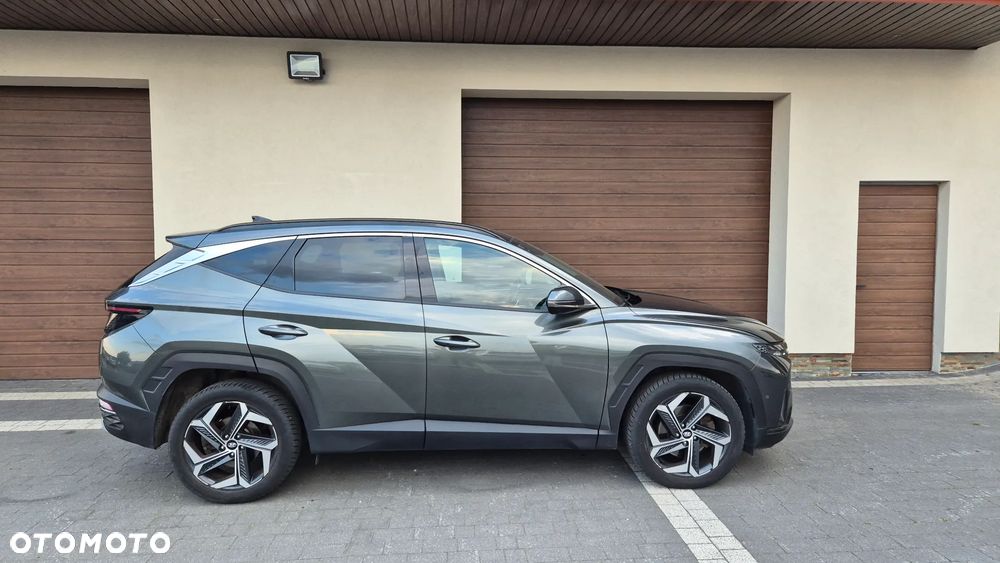 Hyundai Tucson 1.6 T-GDi HEV Executive N Line 4WD - 2