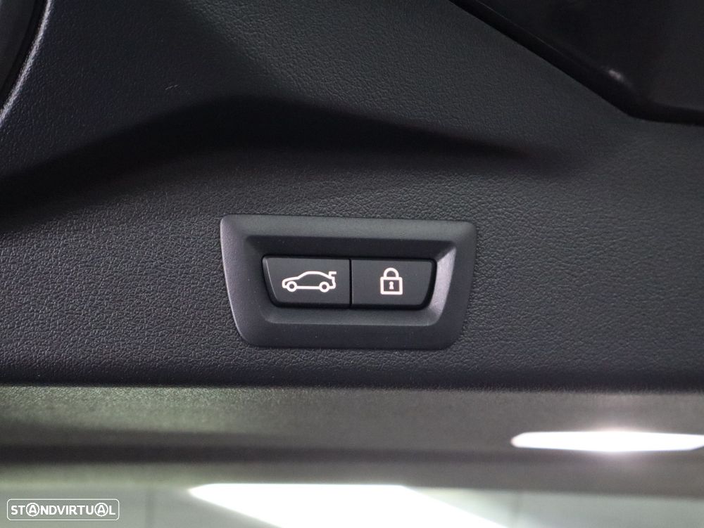 BMW X5 xDrive45e - 32