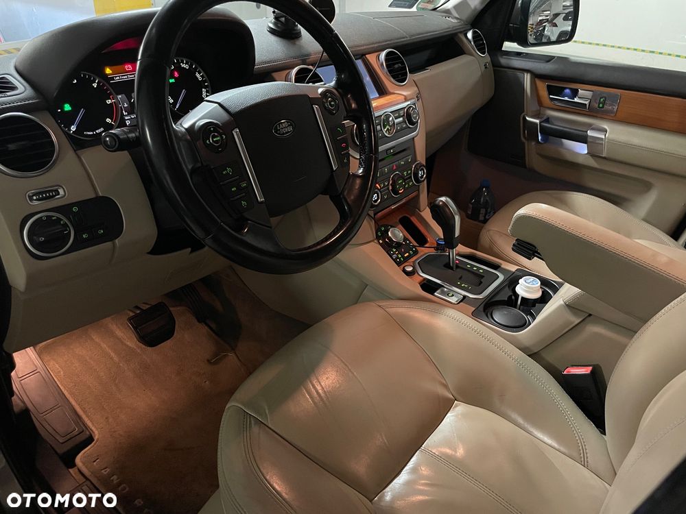 Land Rover Discovery IV 3.0D V6 HSE - 11