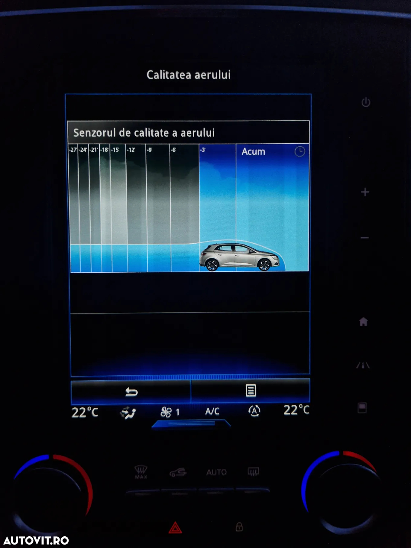 Renault Megane ENERGY TCe EDC GT - 38