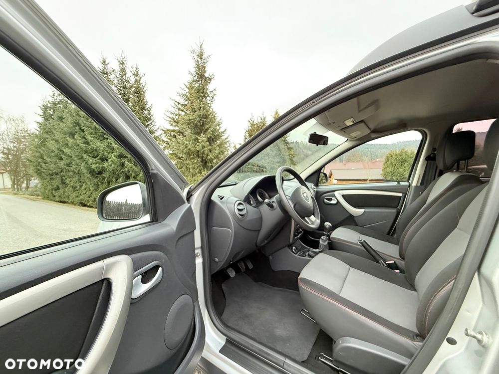 Dacia Duster 1.5 dCi Laureate 4x4 - 14