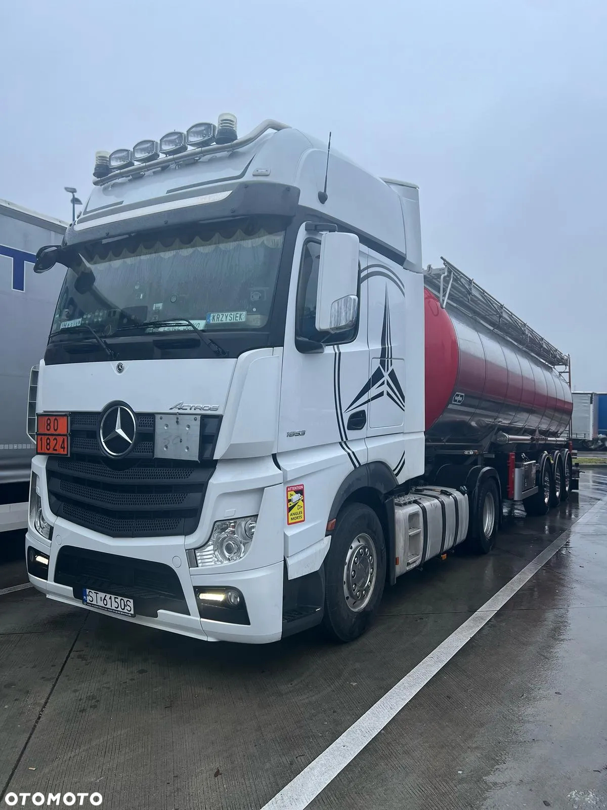 Mercedes-Benz Actros - 4