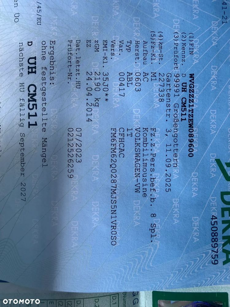 Volkswagen Touran - 22