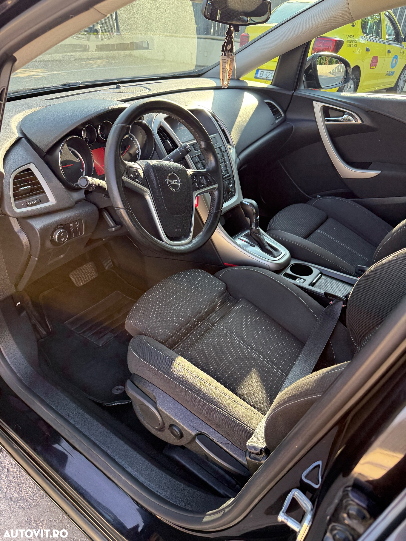 Opel Astra - 11