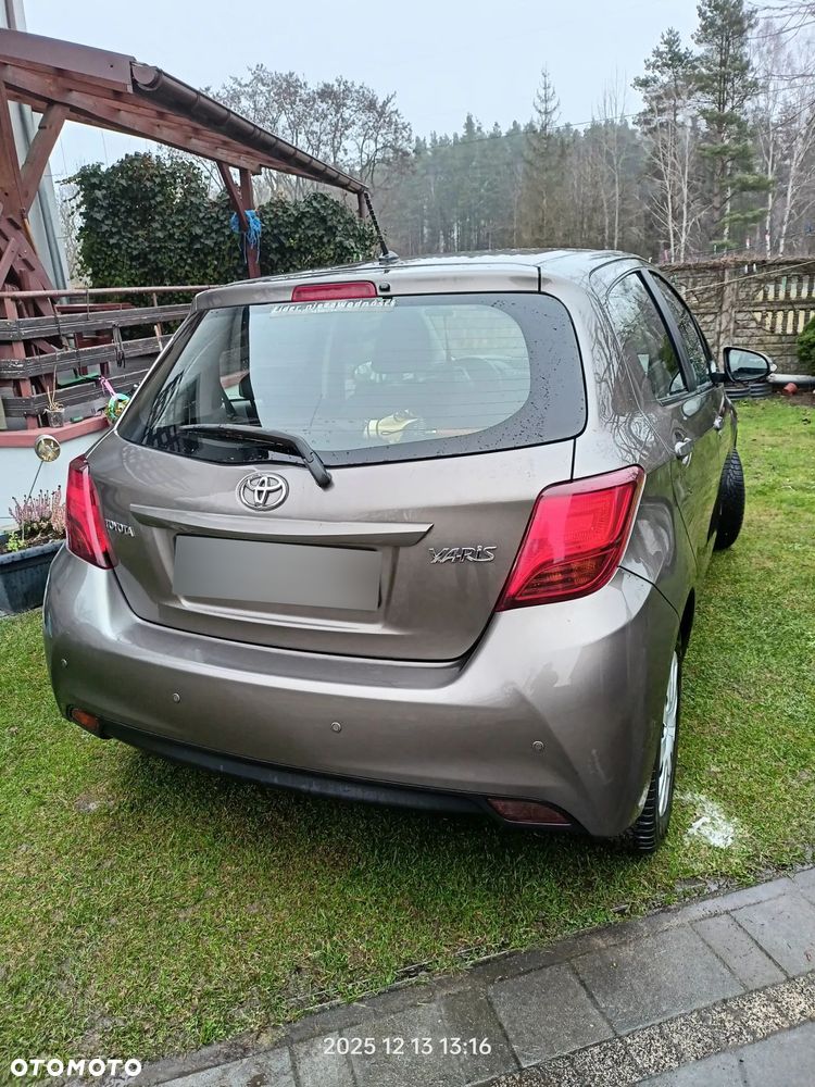 Toyota Yaris 2016 photo 4