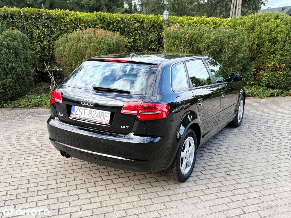 Audi A3 Sportback 1.4 TFSI S tronic Ambiente - 4