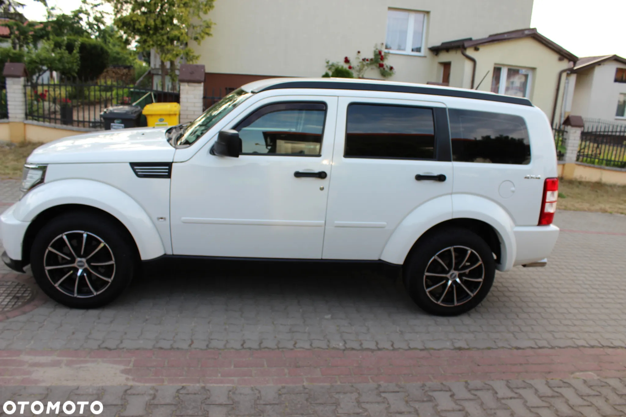 Dodge Nitro 2.8 CRD DPF SXT - 4