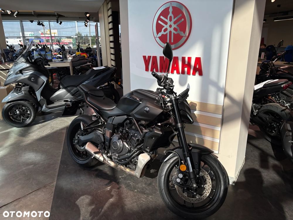 Yamaha MT - 6