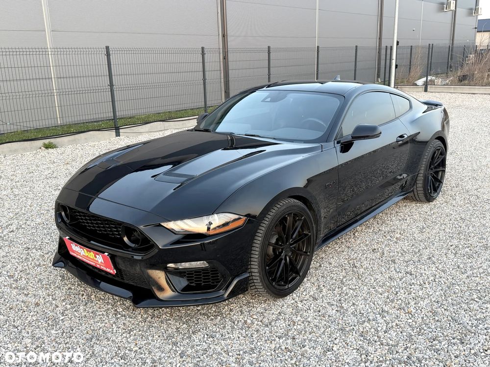 Ford Mustang - 4