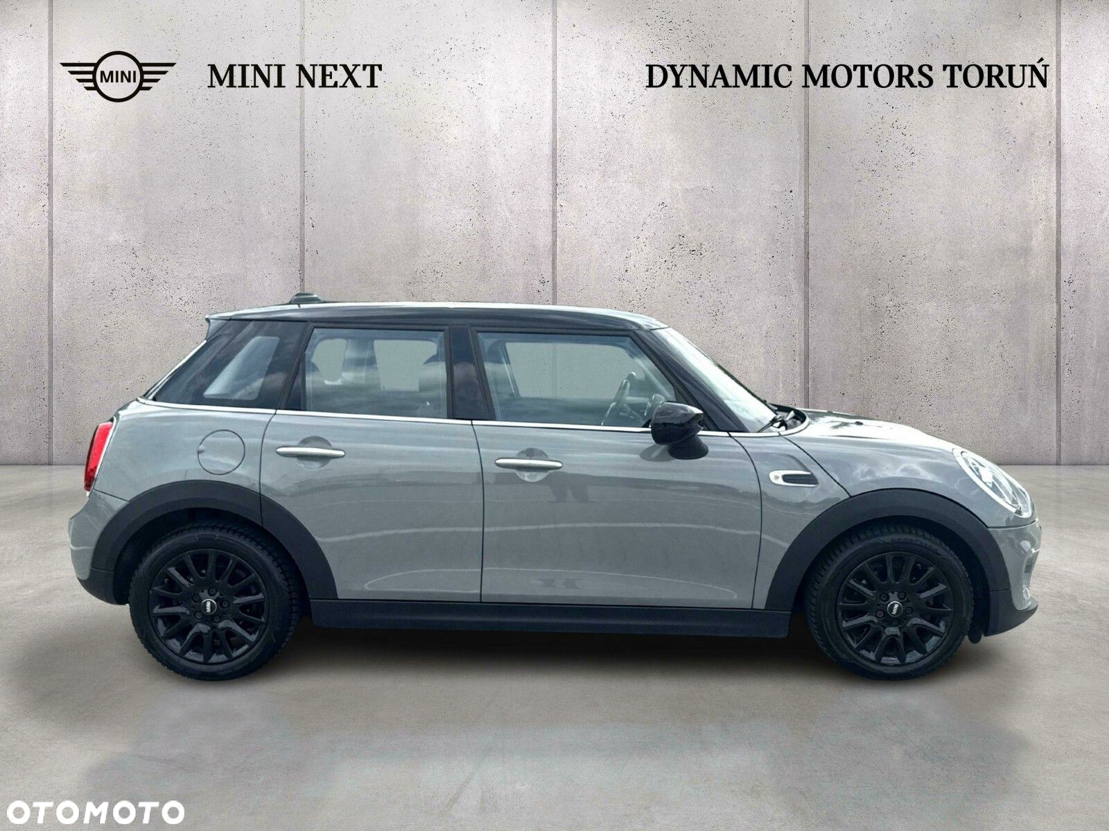 MINI Cooper Standard - 9