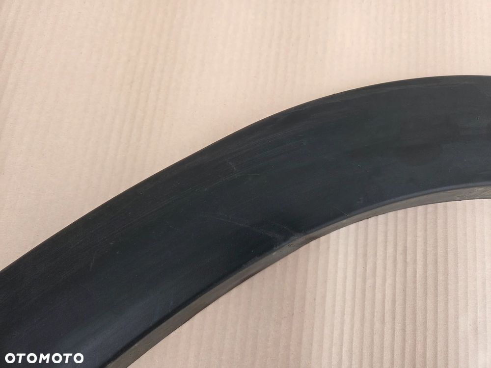 Listwa nakładka na błotnik prawy przód Citroen C3 III  9812088580 - 3