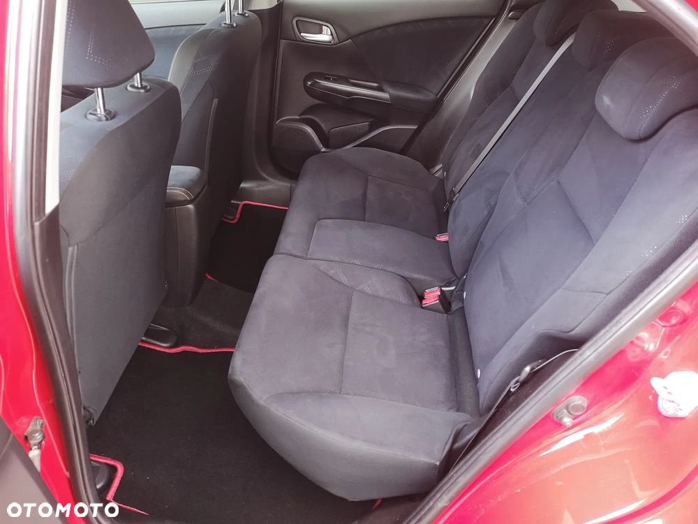 Honda Civic 1.4 i-VTEC Comfort - 27