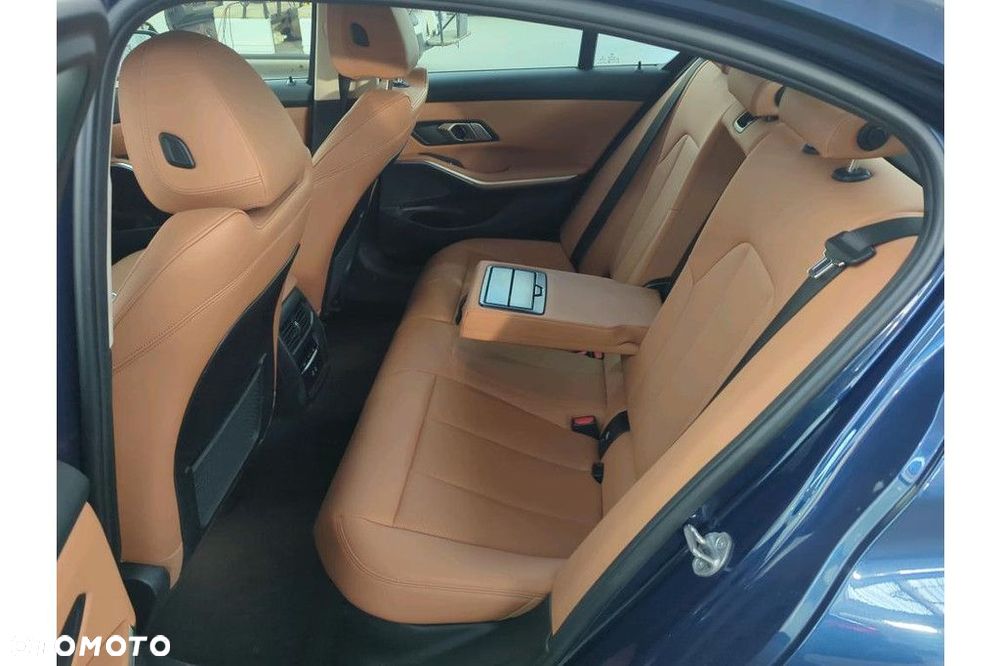 BMW Seria 3 - 7