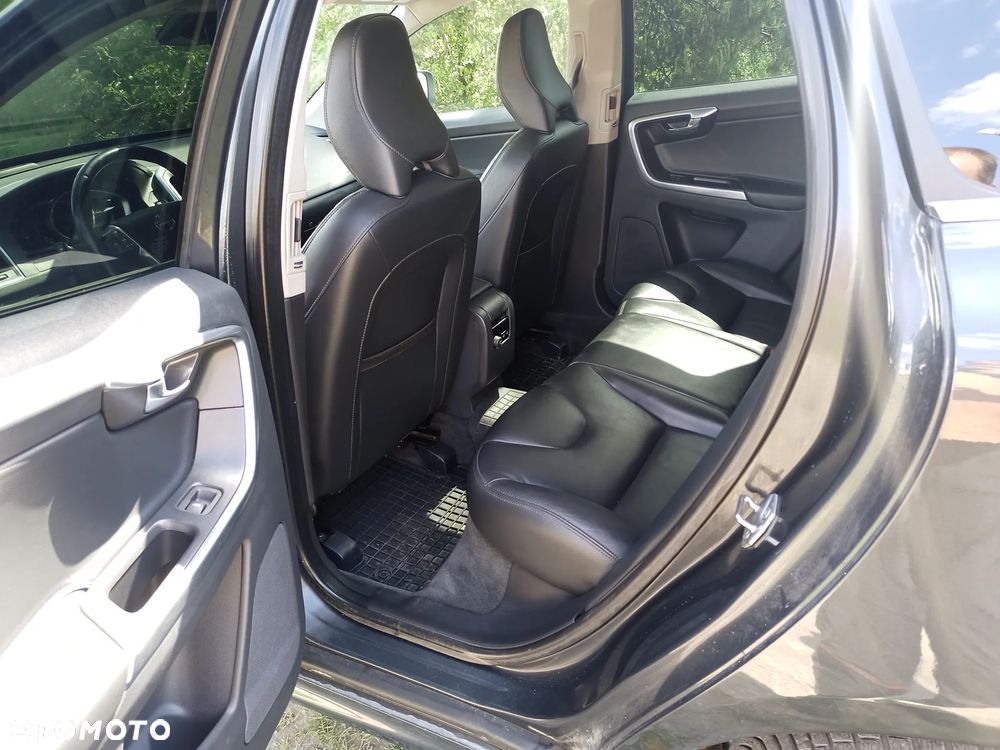 Volvo XC 60 - 11