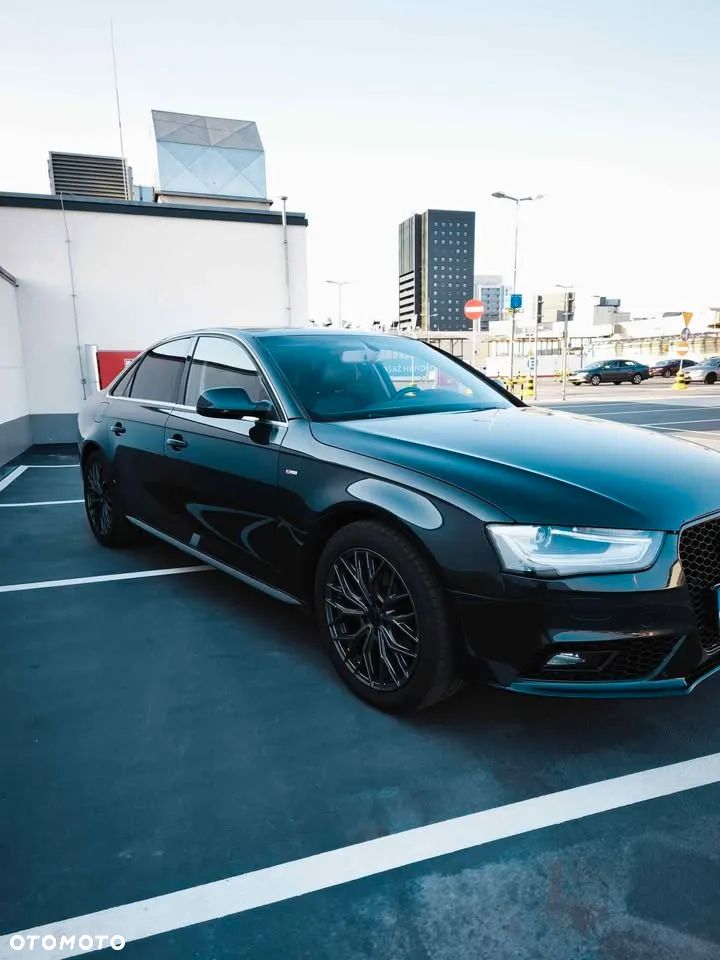 Audi A4 Limousine - 3