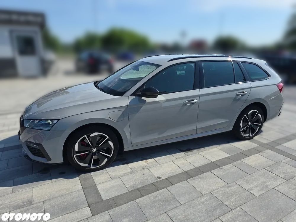 Skoda Octavia 1.4 TSI Plug-In Hybrid RS DSG - 11