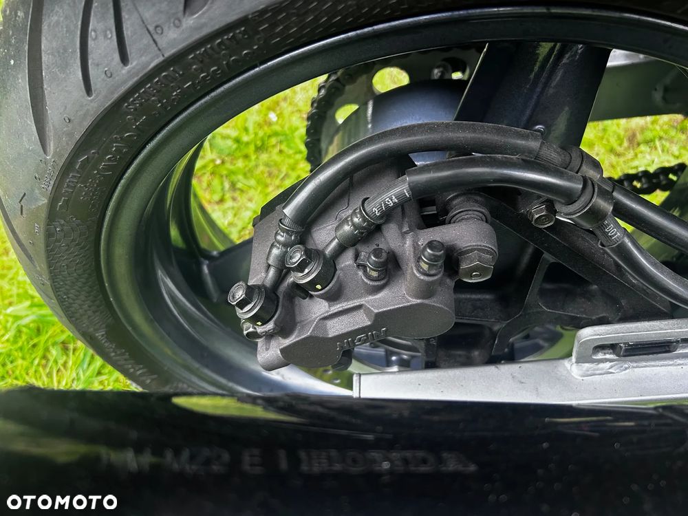 Honda CBR - 12