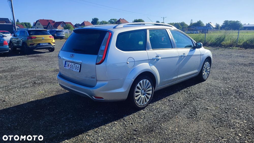 Ford Focus 2.0 Titanium - 4